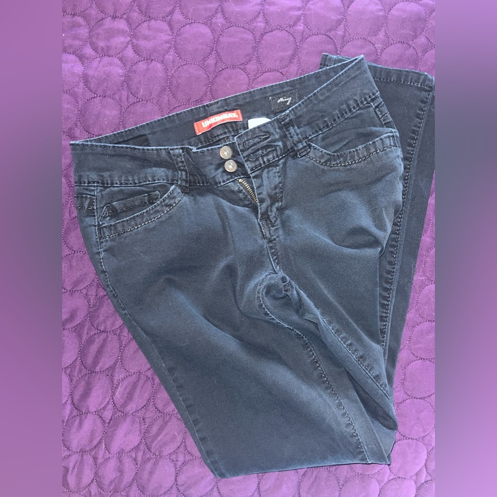 Union Bay size 3 black stretch skinny pants/jeans